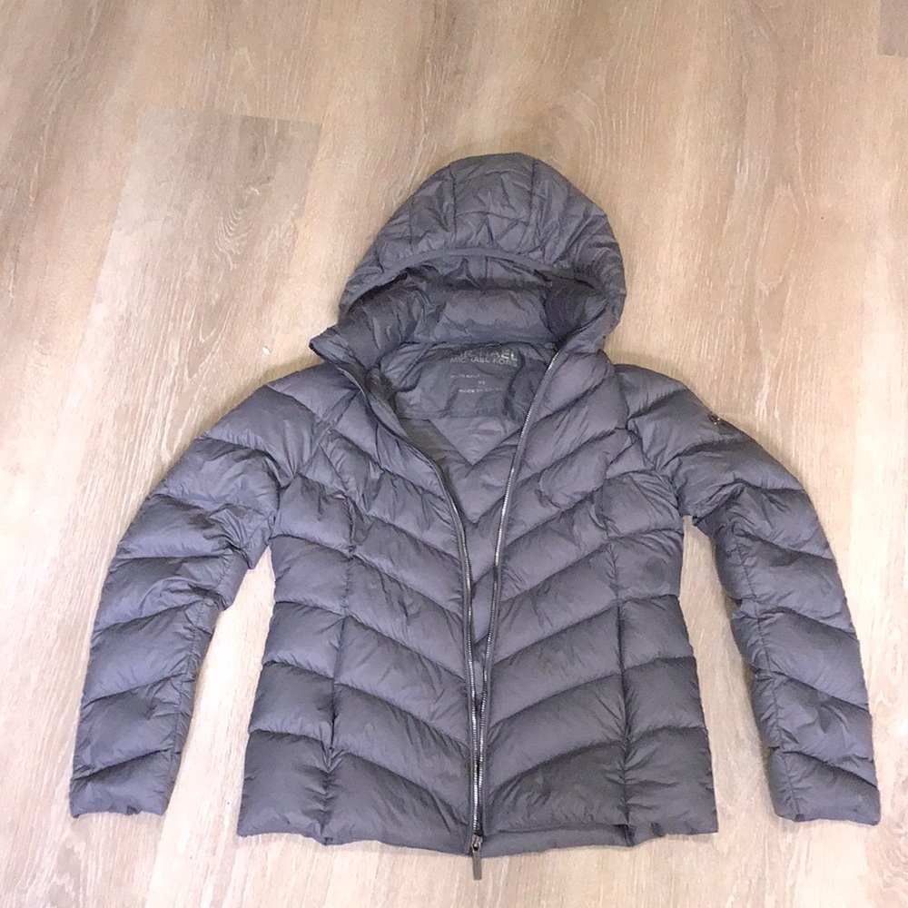 Gray/taupe packable down fill Michael Kors jacket in size XS